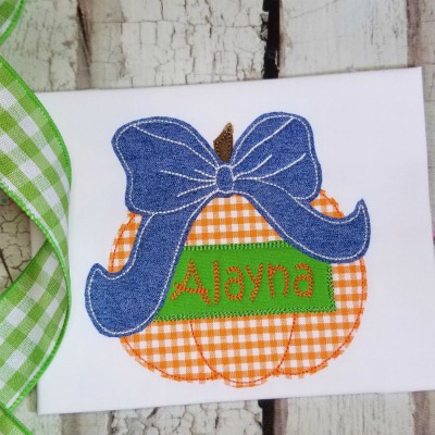 pumpkin with bow applique design